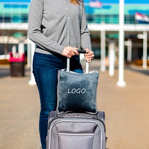 Novo Estilo de Cobertor com Capuz Vestível, Almofada de Viagem para Avião, Cobertor 2 em 1 - Product Image 6