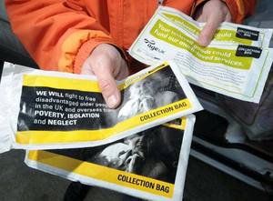 Support personnalisable pour T-shirt, pochette en plastique imprimée en gravure, pour usage domestique, collecte de vêtements d'occasion, charité - Product Image 6