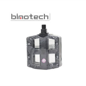 <span class=keywords><strong>Pedales</strong></span> <span class=keywords><strong>de</strong></span> bicicleta <span class=keywords><strong>de</strong></span> montaña <span class=keywords><strong>baratos</strong></span> personalizados, <span class=keywords><strong>pedales</strong></span> <span class=keywords><strong>de</strong></span> <span class=keywords><strong>plataforma</strong></span> plana ancha <span class=keywords><strong>de</strong></span> nailon, <span class=keywords><strong>pedales</strong></span> <span class=keywords><strong>de</strong></span> ciclismo ultraligeros, gran oferta, accesorios para bicicleta, Pedal - Product Image 5