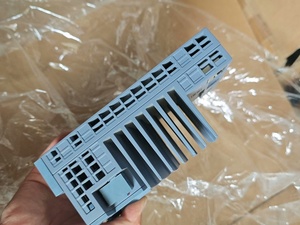 6ES7677-2DB40-0AA0 MLFB S7-1500 CPU 1515SP PC 4GB RAM 24VDC Contrôleur ouvert PLC - Product Image 4