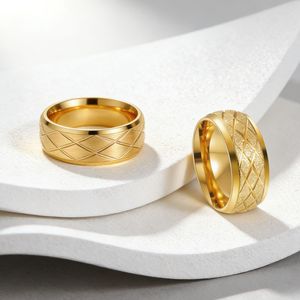 8mm 9mmステンレスリング 18金メッキ 防水ジュエリー 婚約指輪 結婚指輪 メンズ デイリーユース - Product Image 2