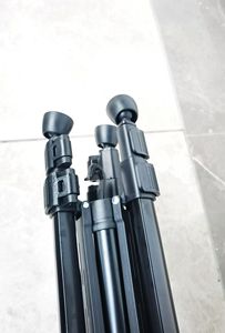 3366 Ensembles de trépieds pour diffusion en direct, trépieds de sol pour <span class=keywords><strong>projecteur</strong></span>, supports de trépieds pour lampes de photographie - Product Image 6