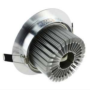 Downlight <span class=keywords><strong>LED</strong></span> 3W 5W 7W 9W 12W Lampe <span class=keywords><strong>de</strong></span> plafond encastrée en aluminium 220V 110V Éclairage domestique pour cuisine salon <span class=keywords><strong>salle</strong></span> <span class=keywords><strong>de</strong></span> <span class=keywords><strong>bain</strong></span> - Product Image 6