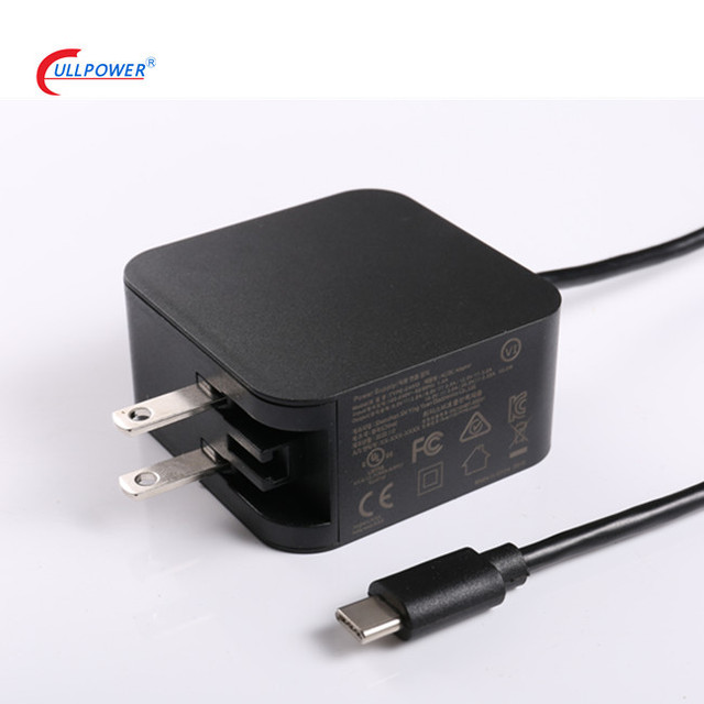 CUL CE KC PSE CCC Global Certificates 45W USB-C Super Fast Charging Adapter 45W USB-C PD Quick Charger with 1.2M Type C Cable