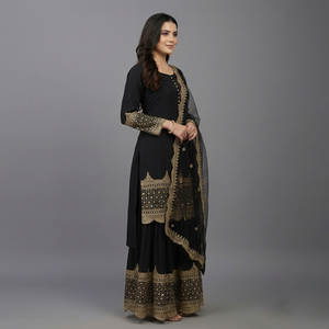 Costume Anarkali traditionnel noir pour femmes avec broderie dorée, longueur au sol, en coton, pour les occasions spéciales, style Inde Pakistan - Product Image 3