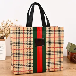 Factory Customized Printing Logo Non Woven Carry Bag Cheap Gift Bag Shopping Bag With Recycled Material