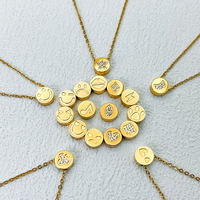 Collier EManco avec chaîne en câble, pendentif rond, symboles sourire, étoile, lune, cœur, bijoux tendance pour Noël et anniversaire