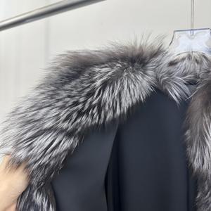 Manteau isolé en fourrure pour femmes de haute qualité manteau à grand col pour femmes - Product Image 6