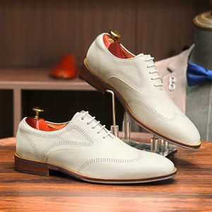 รองเท้าหนังแท้คุณภาพสูงสำหรับผู้ชายไซส์ใหญ่ แบบสวม คลาสสิก หุ้มข้อ พื้นยาง กันน้ำ ใส่ได้ทั้งฤดูใบไม้ร่วงและฤดูหนาว พร้อมพื้นรองรับแรงกระแทก - Product Image 4