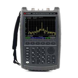 เครื่องวิเคราะห์ไมโครเวฟแบบพกพา Keysight N9937A FieldFox 18 GHz รับประกัน 1 เดือน ผลิตในเยอรมนี รองรับการปรับแต่ง - Product Image 3