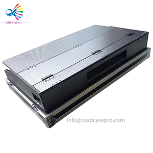 Valigia da trasporto personalizzata Goodcase per controller luci Avolites Titan Mobile e Fader Wing, adatta per 2 schermi da 24''. - Product Image 4