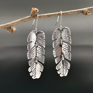 Orecchini Pendenti Bohemien con Foglie di Palma, Design Artigianale a Foglia Mobile, Stile Vintage, Gioielli alla Moda da Donna - Product Image 4