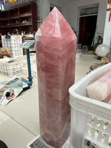 Cristal Natural al por Mayor, Piedra Grande de Cuarzo Rosa para Sanación, Torre de Gran Tamaño para Decoración de Salas de Cristal, Se Aceptan Tamaños Personalizados - Product Image 3