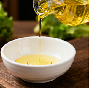 น้ำมันจมูกข้าวโพดเกรดอาหาร รสอ่อน บริสุทธิ์ น้ำมันปรุงอาหารสำหรับบริโภค เหมาะสำหรับใช้ในครัวเรือนและเชิงพาณิชย์ จัดจำหน่ายโดยโรงงาน - Product Image 4