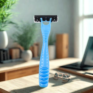 Maquinilla <span class=keywords><strong>de</strong></span> Afeitar Desechable <span class=keywords><strong>de</strong></span> Plástico con Tres Cuchillas <span class=keywords><strong>de</strong></span> <span class=keywords><strong>Acero</strong></span> <span class=keywords><strong>Inoxidable</strong></span>, Portátil y Ligera, para Hoteles, Viajes, Airbnb, Casas <span class=keywords><strong>de</strong></span> Huéspedes y Resorts - Product Image 4