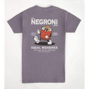 Camiseta Negroni Equal Measures gris con diseño de cóctel 1919 - Product Image 1