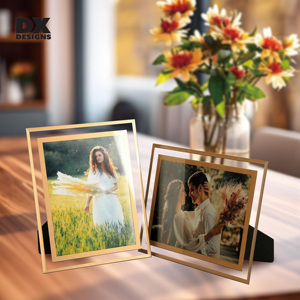 Khung ảnh pha lê trong suốt sáng tạo DX Designs, trang trí thanh lịch để bàn đầu giường - Product Image 6