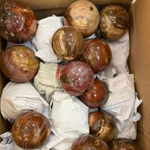 ลูกแก้วคริสตัลไม้หินย้อย (เฟิงสุ่ย) ขัดเงา หินธรรมชาติ สำหรับการทำสมาธิ บำบัดรักษา ของตกแต่งบ้าน สำนักงาน ของขวัญ ขายส่ง - Product Image 2