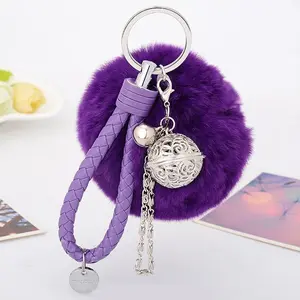 Wholesale 2022 fashion style car key chain keyring custom Women handbag accessories Pompom Puff Ball keychains with pendant