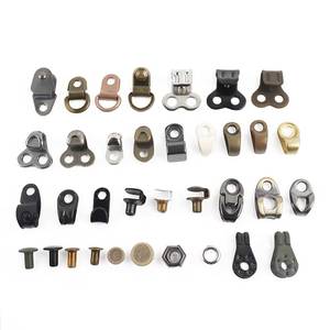 Piezas de sujeción duraderas para calzado: Ganchos metálicos OEM y ojales de anillo para fabricación de botas, calzado de escalada y calzado táctico. - Product Image 3