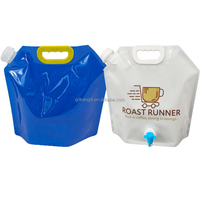 Sachets à bec verseur 1L 2L 3L 4L 5L personnalisés Pochette d'emballage à eau de qualité alimentaire Pochette debout avec poignée pour sac en plastique liquide pour vin