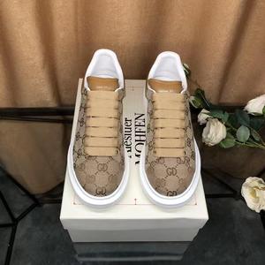 รองเท้ากีฬาลำลองคุณภาพสูงสำหรับทุกเพศ ดีไซน์ใหม่ ระบายอากาศได้ดี ผลิตจากผ้าแคนวาสพิมพ์ลาย สวมใส่สบายและทนทาน เหมาะสำหรับเดิน - Product Image 5