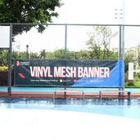 Spanduk Jaring Grafis Kustom Tahan Air, Cetak Warna Penuh, Spanduk Jaring Vinyl untuk Latar Belakang Stan Pameran Luar Ruangan