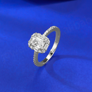 Anillo de Diamante de Laboratorio con Corte Esmeralda Rectangular de Plata S925 de Alta Moda Romántica, Chapado en Rodio para Aniversarios y Bodas de Mujeres - Product Image 3