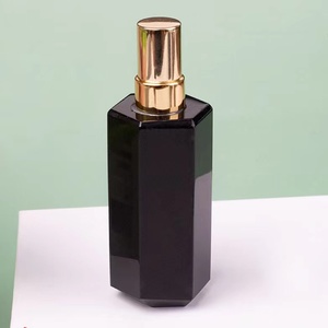 Quartz Gem Craft Hexaèdre Bouteilles <span class=keywords><strong>de</strong></span> parfum Aromathérapie Articles <span class=keywords><strong>de</strong></span> <span class=keywords><strong>toilette</strong></span> en rouge blanc jaune bleu vert etc. Gravure <span class=keywords><strong>de</strong></span> style d'amour - Product Image 2