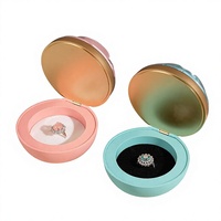 Boîte à bague ronde de luxe en gros avec rose éternelle, emballage personnalisé pour bijoux, Saint-Valentin, Fête des Mères, boîte cadeau créative pour bijoux