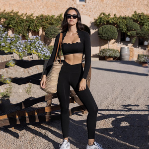 2025 nuevo conjunto de Yoga de manga larga de alta calidad para mujer, ropa deportiva personalizada para mujer - Product Image 1