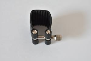 Accessoires de <span class=keywords><strong>ligature</strong></span> d'embouchures noires de <span class=keywords><strong>saxophone</strong></span> <span class=keywords><strong>alto</strong></span> ténor professionnel haut baryton - Product Image 5