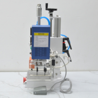 Machine de gaufrage à chaud pneumatique pour l'impression de logos sur PVC, cuir et plastique