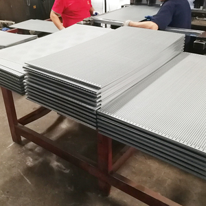 롤 투 롤 라미네이션 라인용 음향 패널 기판 메쉬로 사용되는 미세 천공 알루미늄 코일, 안정적인 원자재 공급 - Product Image 1