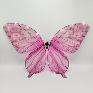 Nouveauté Accessoires de Scène Papillon Bionique Télécommandé avec LED et Batterie Amovible pour Concert, Mariage, Décoration de Cérémonie de Remise de Bague, Élégant et Vintage - Product Image 5