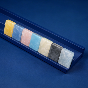 Juego de Mahjong Personalizado en Blanco Perla con Revestimiento Dorado, Fichas Americanas de Resina, Diseño Tropical de Palmeras, para Clubes de Juego, Hoteles y Resorts - Product Image 3