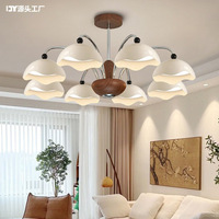 Lustre moderne du milieu du siècle à 8 lumières, abat-jour ondulé blanc crème, luminaire de plafond en fer, luminosité 3000/4000/6000k