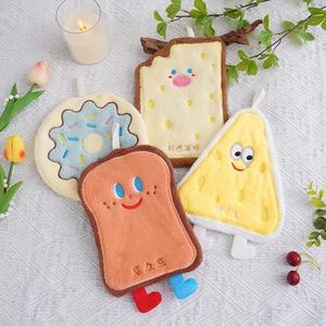 Venta caliente <span class=keywords><strong>toalla</strong></span> de mano bordada Linda caricatura colgante cocina inodoro absorbente de secado rápido suave grueso Coral polar - Product Image 1