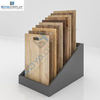 Présentoirs industriels robustes personnalisés blancs pour parquet, bois franc, carrelage céramique, carrelage mural, pierre et marbre