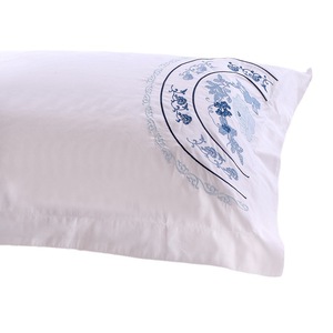 Taie d'oreiller d'hôtel 100% coton blanc brodé moderne minimaliste 60 fils/cm² une pièce - Product Image 5