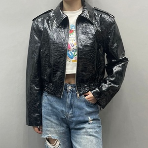 Dernier modèle de veste en cuir véritable pour femme, coupe courte, en cuir verni <span class=keywords><strong>noir</strong></span>, taille cintrée - Product Image 2
