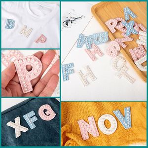 Nuevo Parche Autoadhesivo de 5.5CM, Estilo Elegante, con Letras de Perlas en Rosa, Blanco y Azul, para Decorar Ropa, Bolsos y Sombreros - Product Image 5