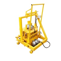 Petite machine mobile de fabrication de blocs creux en béton QMR2-45 avec pompe PLC, nouveau design