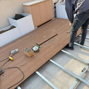 Tarima de WPC con Relieve 3D, Suelo para Exteriores con Aspecto de Madera, <span class=keywords><strong>Material</strong></span> Compuesto de Madera y Plástico - Product Image 2
