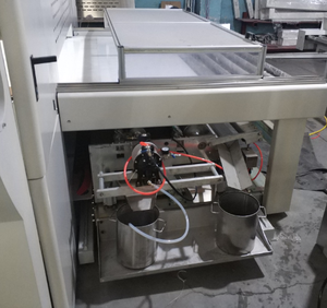 Certification de qualité Nouvelle conception Feuille de porte pulvérisateur alternatif Machine de pulvérisation pour le traitement des meubles de porte <span class=keywords><strong>en</strong></span> <span class=keywords><strong>bois</strong></span> - Product Image 4