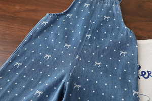 Ensemble 2 pièces pour filles : Haut à manches longues avec col en dentelle et salopette en jean à pois pour le printemps et l'automne - Product Image 6
