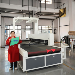 3018自动送料Ccd摄像机电脑织物激光切割机 - Product Image 1