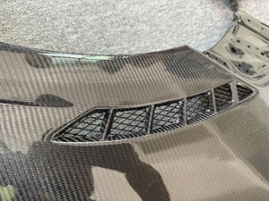 Kit carrosserie large en fibre de carbone avec capot moteur ventilé et panneaux d'ailes – Modification extérieure performance pour la nouvelle BMW Série 4 G26 425i - Product Image 4