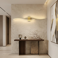 Applique murale LED dimmable moderne pour couloir, porche et intérieur, design nordique créatif à ligne courbe, éclairage linéaire décoratif