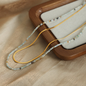 Collar <span class=keywords><strong>de</strong></span> cuentas <span class=keywords><strong>de</strong></span> piedra natural minimalista bohemio, <span class=keywords><strong>cadena</strong></span> <span class=keywords><strong>de</strong></span> hoja <span class=keywords><strong>de</strong></span> doble capa impermeable, gargantilla <span class=keywords><strong>de</strong></span> acero inoxidable chapada en <span class=keywords><strong>oro</strong></span> - Product Image 4